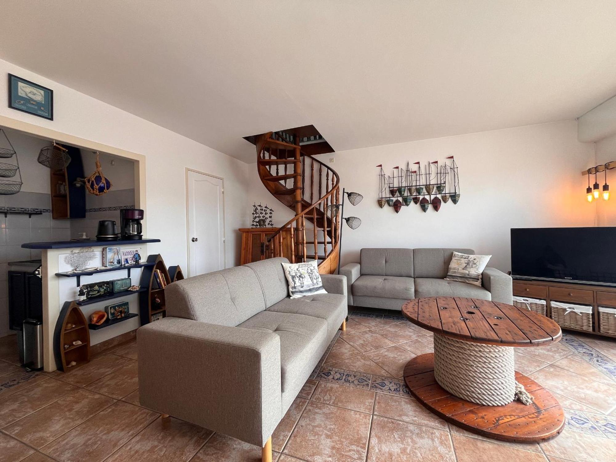 Coeur De Saint-Jean-De-Luz : Appartement Lumineux Avec Balcon, Proche Plage Et Commerces - Fr-1-239-1079 Esterno foto